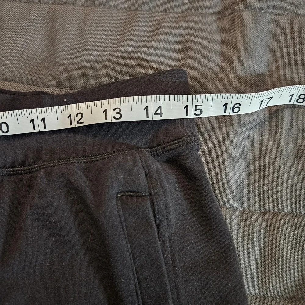 Lululemon Kung Fu Pants Men's M Black Pockets Pull On Stretch 35" Inseam Active - Picture 9 of 11